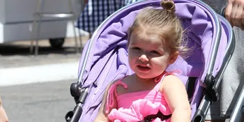 Inikah Ekspresi Harper Seven Beckham Saat Ketakutan?