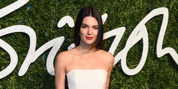 Inilah Alasan Mengapa Kamu Harus Cinta Kendall Jenner
