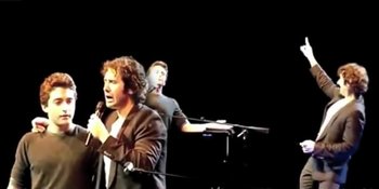 Inilah Ekspresi Kaget Josh Groban Ketika 'Kembarannya' Muncul