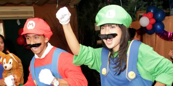 Inilah Rahasia di Balik Kostum Mario Ala Fitri Tropica