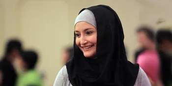 Inneke Koesherawati: Senang Kalau Ada Yang Jiplak Baju Saya