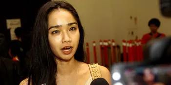 Intan Ayu Nikmati Pacaran Dengan Pria Lebih Dewasa