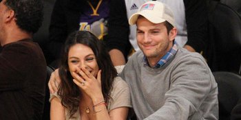 Intim Sebelum Nikah, Cara Mila Kunis Jalin Asmara Bersama Ashton