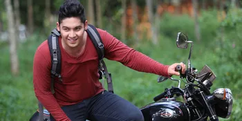 Intip Aktivitas Samuel Zylgwyn - Franda Ketika Break Syuting