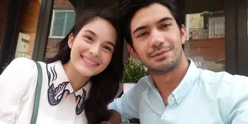 Intip Selfie Experience Reza dan Chelsea di Launching OPPO F1s