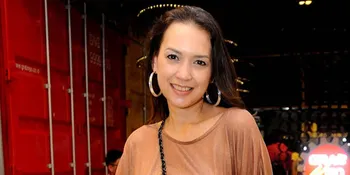 Ira Wiboro Jenguk Katon Bagaskara