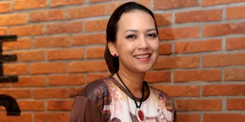 Ira Wibowo, Pilih Teh dan Makanan Kecil Sebagai Menu Sahur