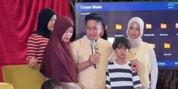 Irfan Hakim Rayakan 19 Tahun Pernikahan Bersamaan Dengan Momen Sunat Putra Bungsu