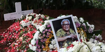 Istri Ungkap Adi Kurdi Tetap Semangat Syuting Film dalam Kondisi Buta Total