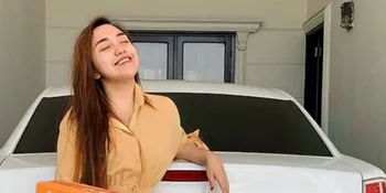 Isu Salmafina Pindah Agama Terus Bergulir, Dengarkan Khotbah Soal Tuhan dan Ketakutan