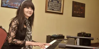 Ita Purnamasari, 'Penari Ular' Yang Lahir di TVRI