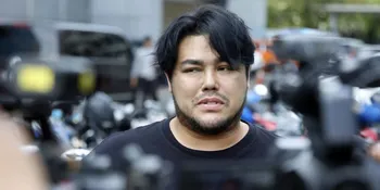 Ivan Gunawan Beri Bantuan Hand Sanitizer, Wakili Perusahaan Kosmetik