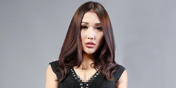 Jadi Bintang Tamu 'Karma', Lucinta Luna Kesurupan dan Cakar Roy Kiyoshi