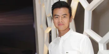 Jadi Pacar Motivator, Dion Wiyoko Terbebani