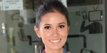 Jadi Pelatih Marching Band, Titi Sjuman Bolak-Balik ke Bontang