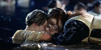 Jadi Perdebatan, Inilah Alasan Kenapa Jack Harus Meninggal di Film 'TITANIC'