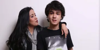 Jadi Selebritis, Shawn Adrian Ogah Numpang Tenar Ibunya