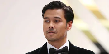 Jadi Tukang Pos, Ini Cara Chico Jericho Rayakan Hari Kartini 2016