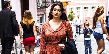 Jadi Wanita 'Miskin', Nurgul Yesilcay 'Gulseren' Aslinya Cantik!