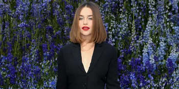 Jadi Wanita Terseksi di Dunia, Emilia Clarke Pose Tanpa Busana