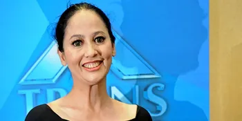 Jaga Kesehatan, Meriam Bellina Minum 5 Liter Air Tiap Hari