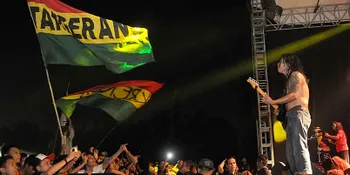 Jakcloth 2013, Bendera Jamaika Iringi Penampilan Tony Q