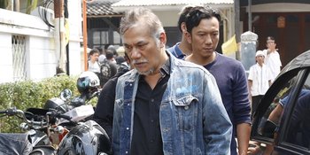 Jaksa Tolak Rehabilitasi Tio Pakusadewo, Anak: Papa Lagi Mau Hijrah