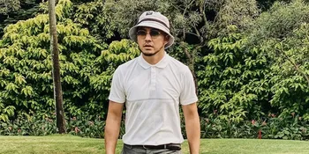 Jalan-Jalan Pagi Ala Ananda Omesh dan Keluarga, di Mobil Aja Sambil Tetap Pakai Baju Tidur