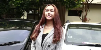 Jalani Hidup Sebagai Single Parent, Aura Kasih Tidak Menyesal Menikah dengan Eryck Amaral
