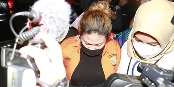 Jalani Sidang Perdana Kasus Penipuan CPNS, Olivia Nathania Anak Nia Daniaty Terancam 4 Tahun Penjara