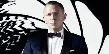 James Bond 'Kuasai' Poster Terbaru 'SKYFALL'