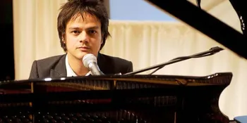 Jamie Cullum Rilis 'MOMENTUM'