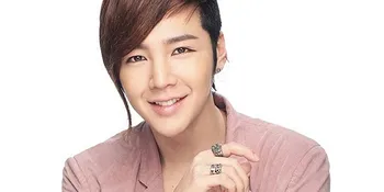 Jang Geun Suk Memiliki Cincin Pasangan Dengan...