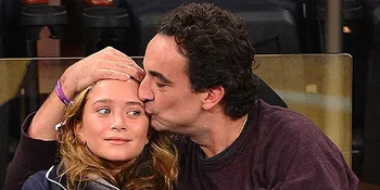 Jarak Usia 16 Tahun, Mary-Kate - Olivier Pamer Kemesraan