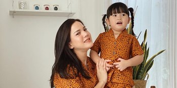 Jarang Keluar Rumah, Anak Alice Norin Senang Saat Diajak ke Dokter - Punya Spot Foto Favorit
