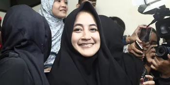 Jarang Terlihat, Umi Pipik Ternyata Sibuk Dakwah di Luar Negeri