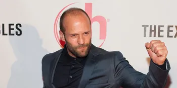 Jason Statham Diatur Gantikan Daniel Craig di Sekuel 'LAYER CAKE'