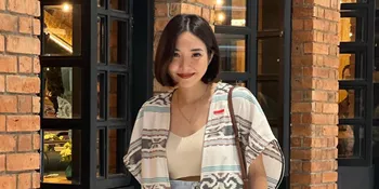 Jauh-Jauh ke Malang, Gisella Anastasia Saksikan Indonesia Basketball League (IBL) Bersama Wijaya Saputra