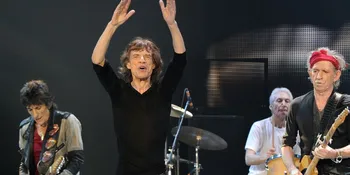 Jelang Konser 14 On Fire, The Rolling Stones Pamer T-Shirt Keren!