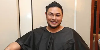 Jenguk ke RS, Ivan Gunawan Sempat Berinteraksi Dengan Julia Perez