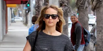 Jennifer Lawrence Akhirnya Kembali Pada Pacar Lama