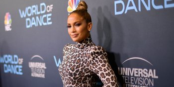 Jennifer Lopez Merasa Terharu Saat Terima Michael Jackson Vanguard di MTV VMA 2018