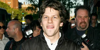 Jesse Eisenberg: Aku Akan Senang Kalau Jadi Lex Luthor Lagi