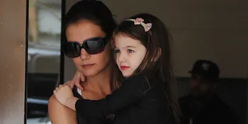 Jika Katie Holmes - Suri Cruise Kompak Jadi 'Bidadari'