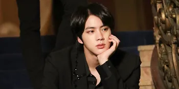 Jin BTS Ungkap Tanggal Terakhir Kontraknya di 'BANG BANG CON The Live'