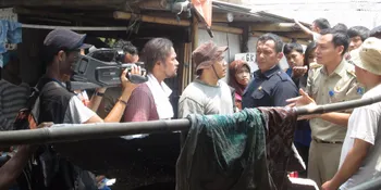 'JOKOWI ADALAH KITA' Bersaing Dengan Horor Serta Komedi