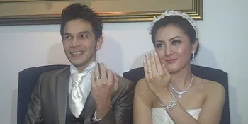 Jonathan Frizzy dan Dhena Pilih Bulan Madu Ke New York