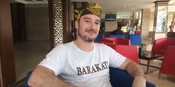 Jono Armstrong Ingin Habiskan Masa Tua Bareng Istri di Buton