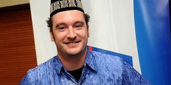 Jono GBS Bantah Rumah Tangga Goyah