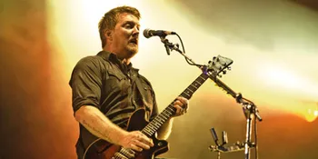 Josh Homme: Dave Grohl Buat Hal Biasa Jadi Bagus